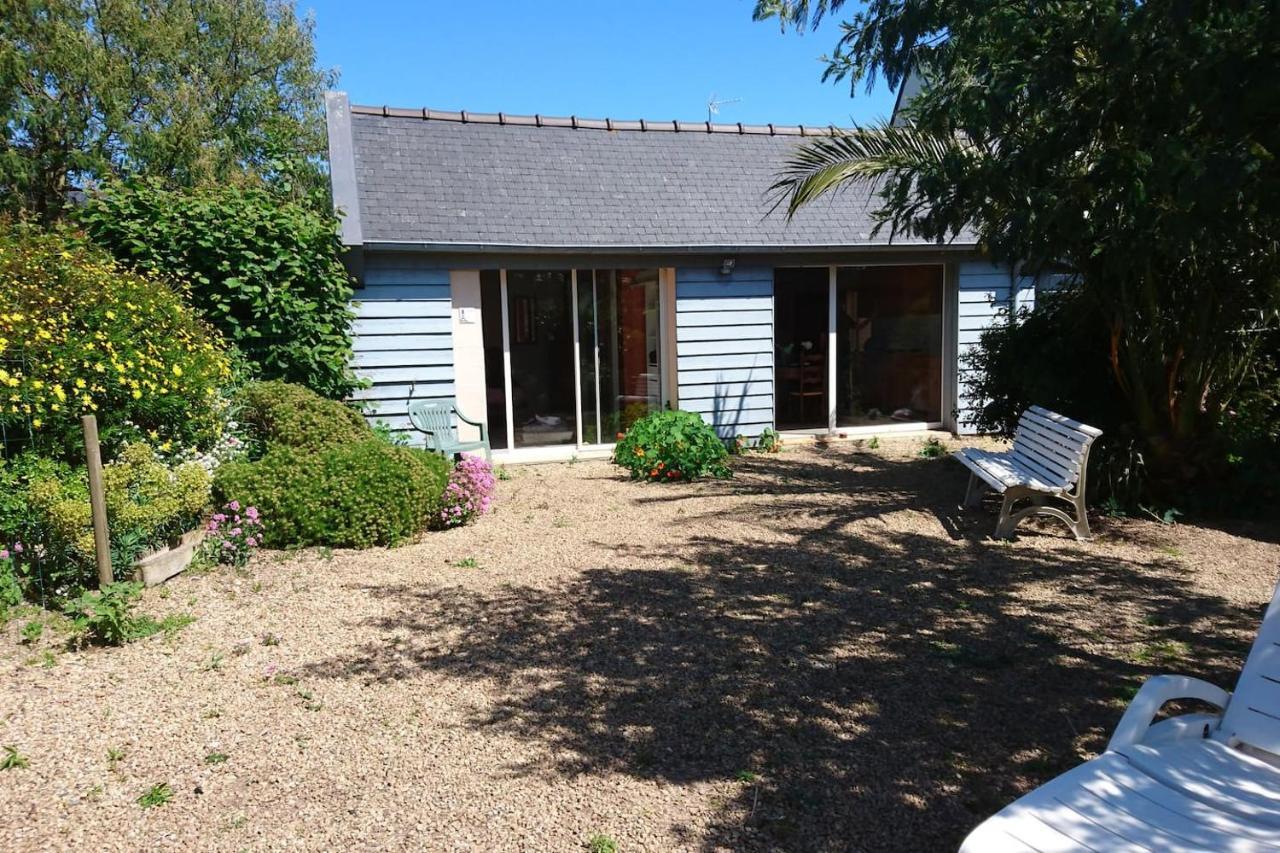 Le Petit Cottage Entre Village Et Mer Trelevern Exterior photo